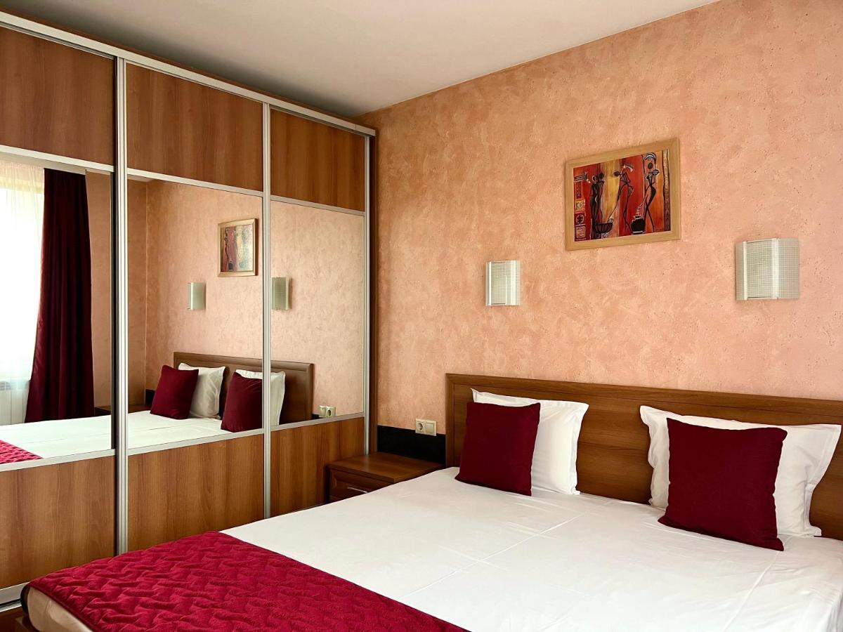 Family Hotel 007 Sofia Ngoại thất bức ảnh